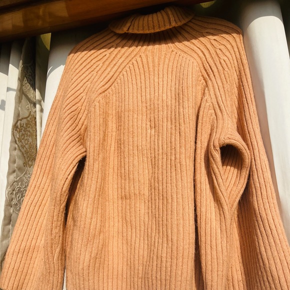 ‼️SOLD‼️Bful highneck - Picture 2 of 5